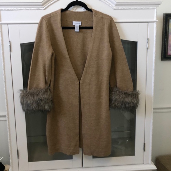 Soft Surroundings Sweaters - Soft surroundings long cardigan faux fur cuffs Removable